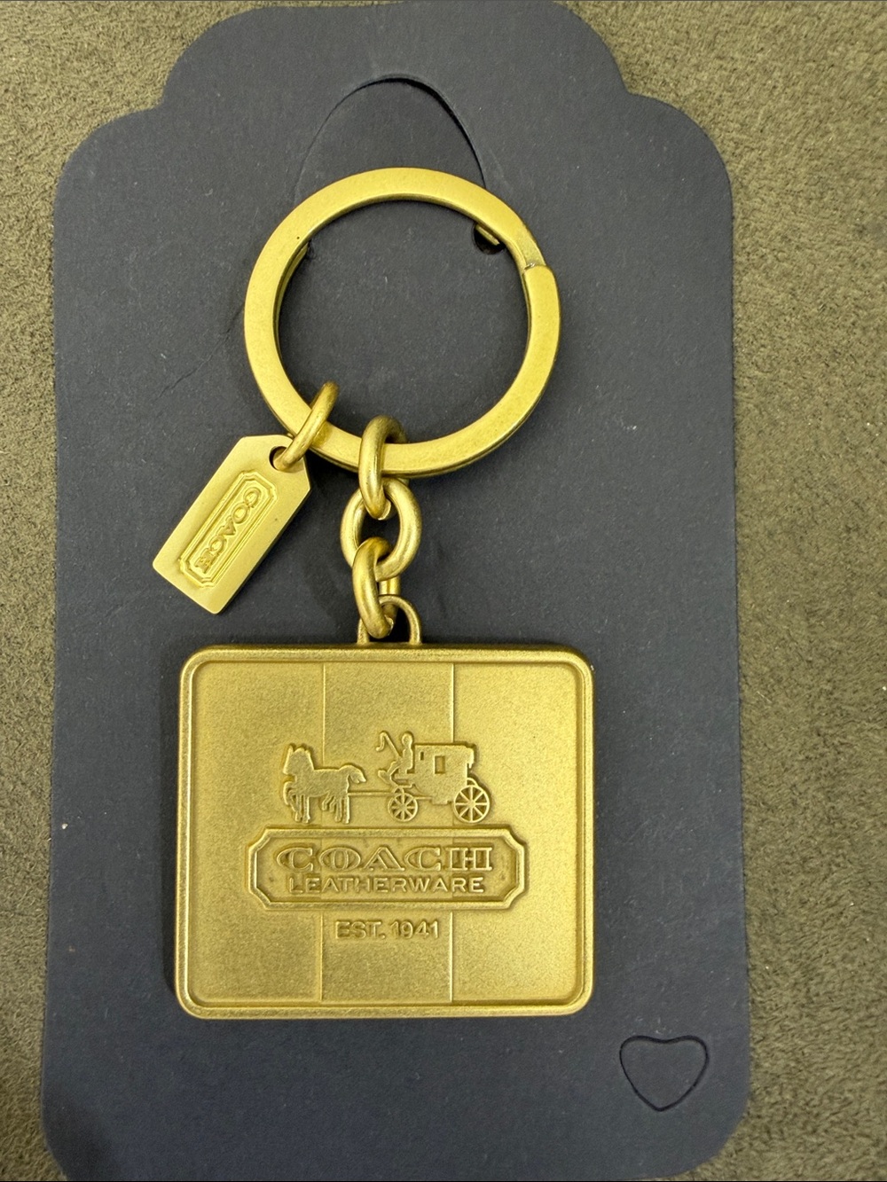 VINTAGE COACH BRASS HORSE & CARRIAGE KEYRING / BAG CHARM